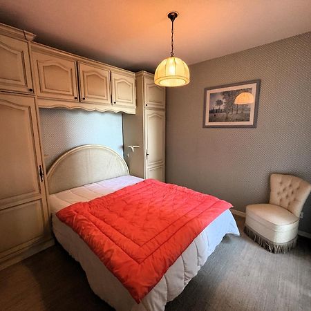 Appartement T2 Avec Balcon Et Vue Mer, 1Er Etage, Ascenseur, Tv, Cuisine Equipee - Fr-1-197-466 Les Sables-d'Olonne Luaran gambar