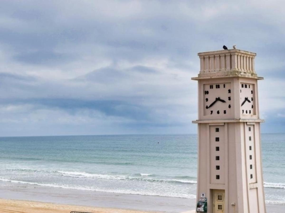 Appartement T2 Avec Balcon Et Vue Mer, 1Er Etage, Ascenseur, Tv, Cuisine Equipee - Fr-1-197-466 Les Sables-d'Olonne Luaran gambar