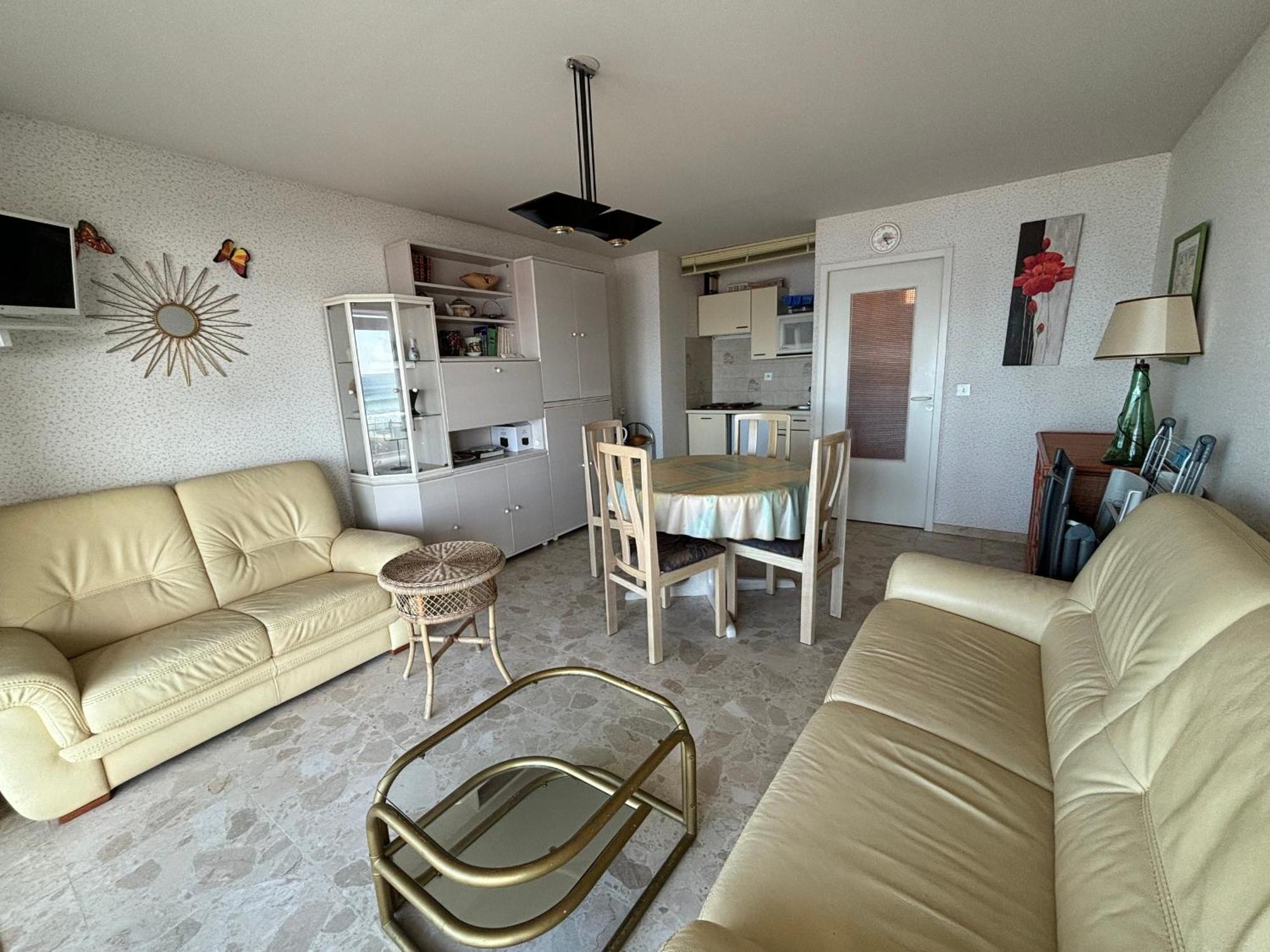 Appartement T2 Avec Balcon Et Vue Mer, 1Er Etage, Ascenseur, Tv, Cuisine Equipee - Fr-1-197-466 Les Sables-d'Olonne Luaran gambar