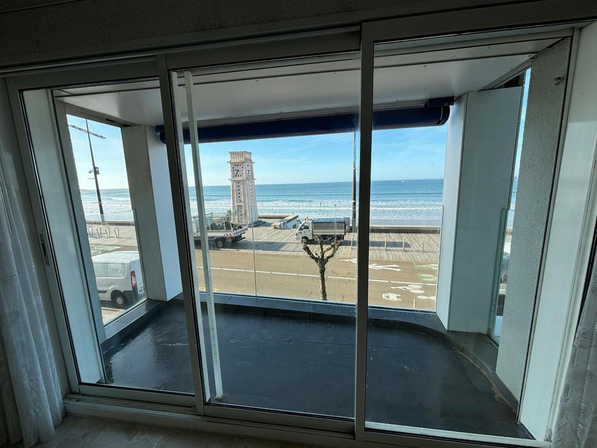 Appartement T2 Avec Balcon Et Vue Mer, 1Er Etage, Ascenseur, Tv, Cuisine Equipee - Fr-1-197-466 Les Sables-d'Olonne Luaran gambar